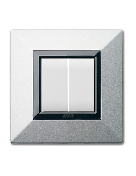 Switch Opaque Silver | I3C Group